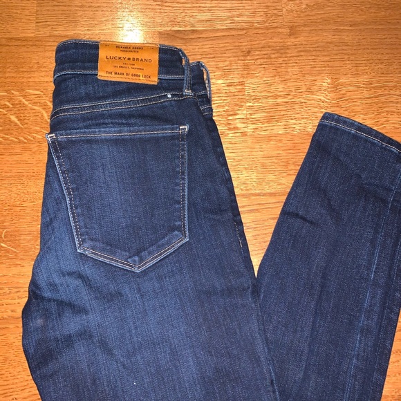 Lucky Brand Dark Wash Jeans Ava Skinny - Picture 2 of 8